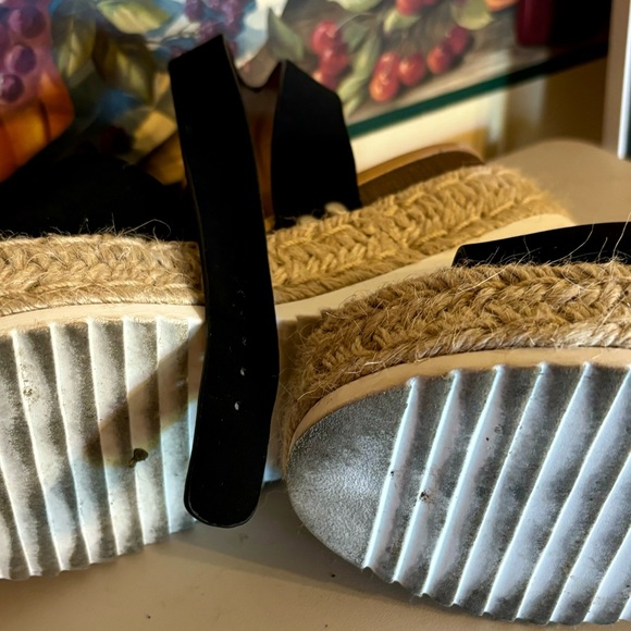 Cute Anke Sandals - Picture 5 of 5